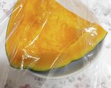 レンジで簡単！かぼちゃのバターしょう油作り方1写真