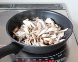 めんつゆで手軽に【キノコの炊き込みご飯】作り方2写真