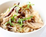 めんつゆで手軽に【キノコの炊き込みご飯】作り方6写真