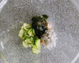 定番のきゅうりとワカメの酢の物作り方3写真