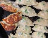 鶏ひき肉えのきにらキャベツひと口餃子作り方5写真