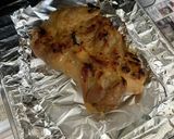 漬け込んで焼くだけ！鳥もも肉の甘味噌漬け作り方2写真