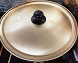お酒で蒸して柔らかに♪照り焼きチキン作り方3写真