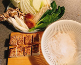 おろしでさっぱり！鶏のすき焼き風みぞれ鍋作り方1写真