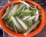 ハヤトウリとベーコンのニンニク炒め作り方1写真