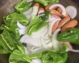 ソーセージと野菜のスリラチャ辛味ソテー作り方2写真