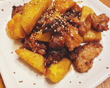 コクうま！豚肉とさつま芋の甘酢炒め☆作り方7写真