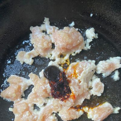 そぼろページ ピリ辛鶏そぼろで混ぜそば by クックWK7WOE☆ 【クックパッド】 簡単