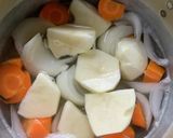 鶏挽肉の肉じゃが作り方7写真