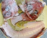 【炊飯器で作る】鯛のあらで鯛めし♪作り方1写真