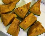 かぼちゃの炊いたんと、つる紫のお味噌汁。作り方4写真