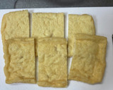 油揚げに豚肉と高菜の油炒め乗せた蒸し焼き作り方3写真