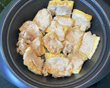 油揚げに豚肉と高菜の油炒め乗せた蒸し焼き作り方12写真
