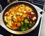 海老、タコ、野菜、きのこのアヒージョ作り方4写真