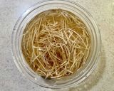 アボカドとごぼうの胡麻マヨぽん酢和え作り方1写真