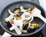 豚バラとなすの甘酢炒め。ボリューム◎作り方5写真