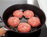 本格!デミ風トマト煮込みハンバーグ。作り方5写真