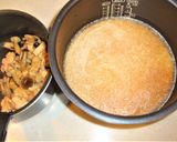 秋を満喫♥️新米で鶏肉と茸の炊き込みご飯作り方3写真
