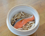 鮭ときのこの炊き込みご飯作り方2写真