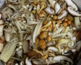 きのこ満載!お味噌汁 きのこ汁作り方4写真