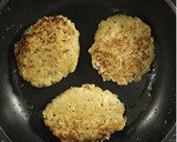 ペロリと食べれる♡蓮根の和風ハンバーグ作り方4写真