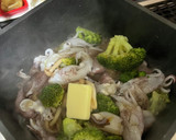 旨味たぷたぷ☆ヒイカのガリバタ醤油炒め作り方3写真