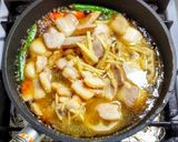 焼肉用の豚バラ肉と秋野菜と春雨のうま煮作り方5写真