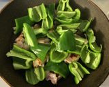 【簡単】鳥もも肉とピーマンの生姜焼き作り方5写真