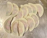 鶏ひき肉とセロリのレモン風味水餃子作り方3写真
