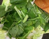 時短!とろッと小松菜と白菜の鶏そぼろ炒め作り方3写真