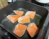 鮭と山かけの料亭風お味噌汁作り方3写真