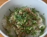 やきとり缶詰で☆塩やきとり葱まみれ丼作り方11写真