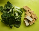 厚揚げと小松菜のとろろみそ汁作り方1写真