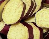 フライパンで素揚げ　さつまいもとれんこん作り方2写真