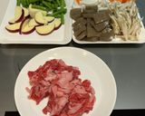 具沢山味噌仕立ての牛汁、呉豆腐添え作り方1写真