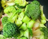 即席活用●鶏肉＆ブロッコリーのグラタン作り方1写真