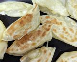 お手軽オツマミ!チーズだけ餃子作り方4写真