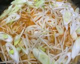 もやしとねぎのサッサッとキムチうどん作り方2写真