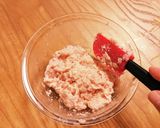 離乳食♪鶏ひき肉と豆腐のハンバーグ♪作り方1写真