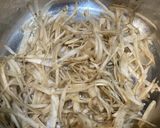ごぼうとシーチキンのバルサミコ酢炒め作り方2写真