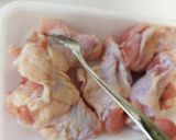 鶏の手羽元 甘酢風煮込み作り方1写真