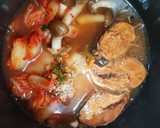 とろさばみそ煮缶の豆乳キムチスープ作り方2写真