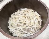 もやしときゅうりとハムの胡麻和え作り方1写真