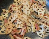 れんこんとベーコンのガーリック醤油炒め作り方3写真