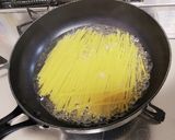 フライパンのみ☆たらこクリームパスタ作り方1写真