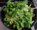 鶏ももと小松菜の炒め物作り方8写真