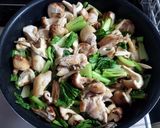 鶏ももと小松菜の炒め物作り方9写真