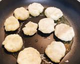 簡単!チーズじゃがいももち!材料5個だけ作り方4写真