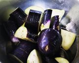 厨房ばあばぁ！茄子と野菜の醤油炒め。作り方1写真