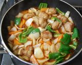 薄切肉が角切肉に大変身！！やわらか酢豚　作り方8写真
